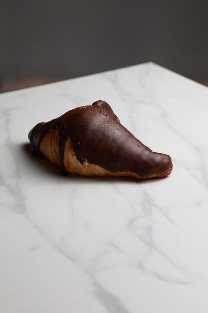 CROISSANT RELLENO DE CHOCOLATE