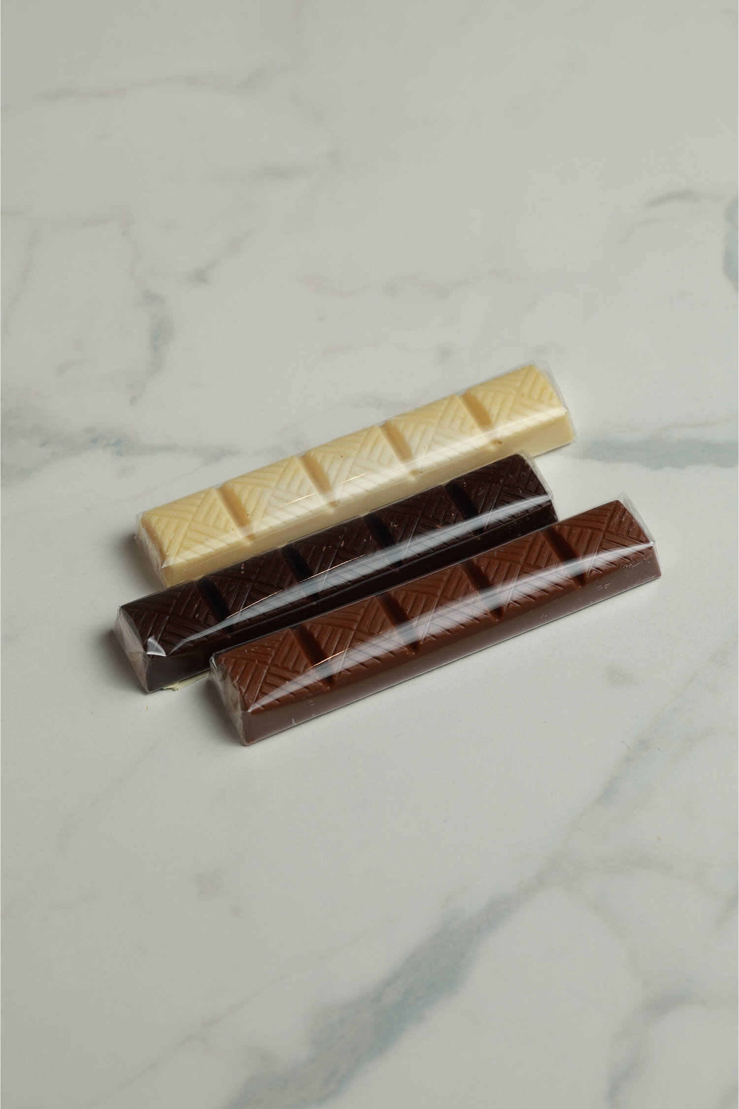 CHOCOLATE TORREBLANCA BLANCO, CON LECHE Y 70%,
