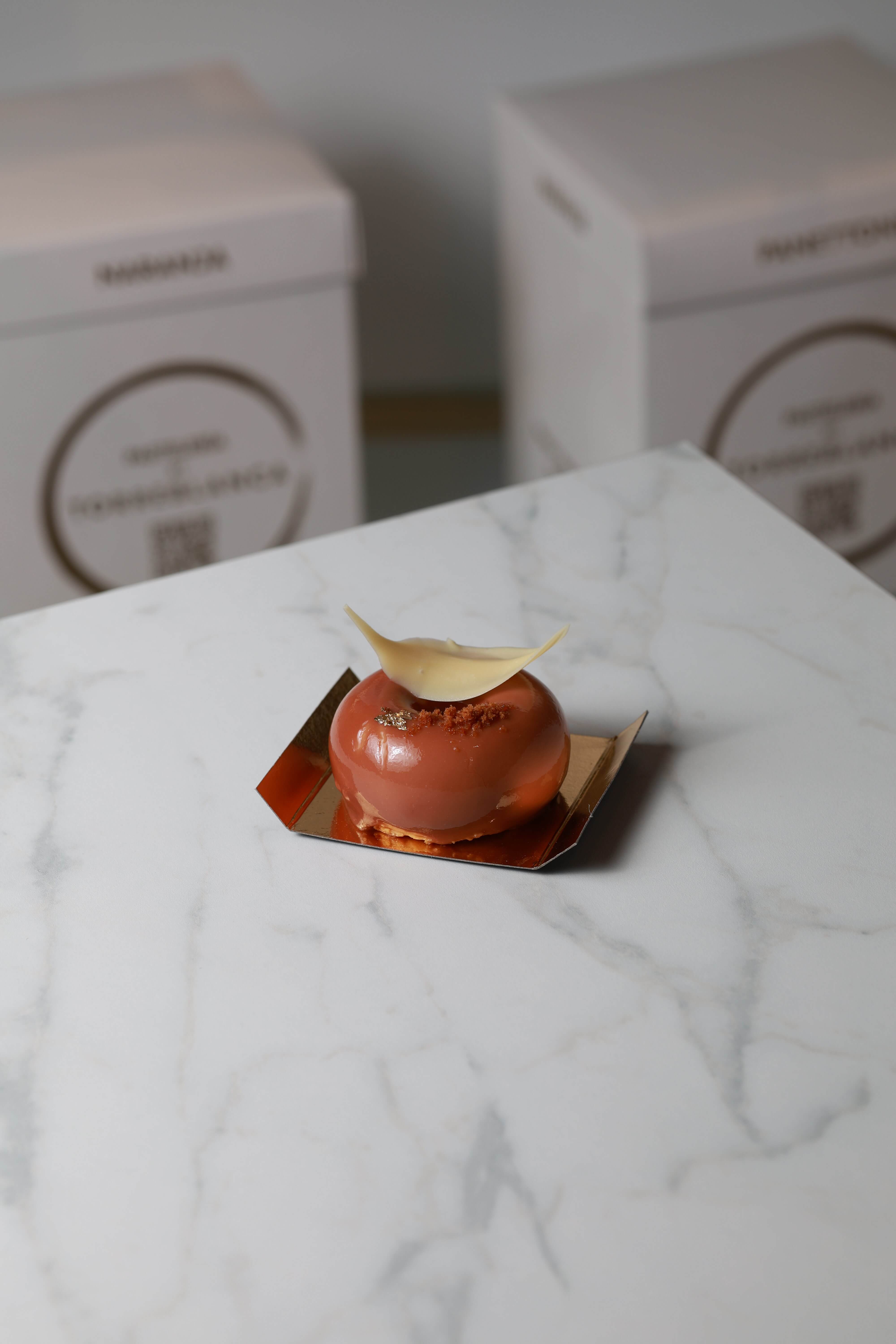 LOTUS Y CARAMELO